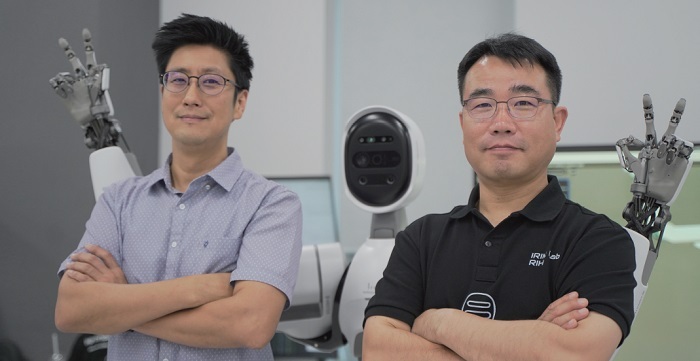 김용재 대표(좌)와 이광규 소장(우)