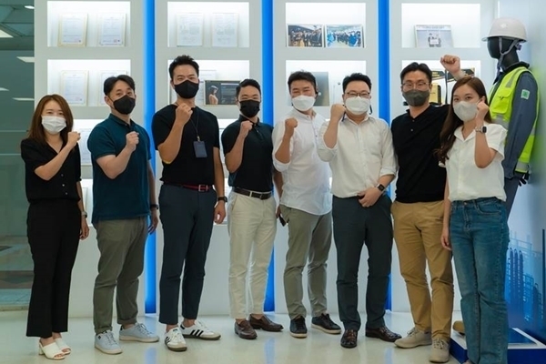 (출처 : 버넥트)