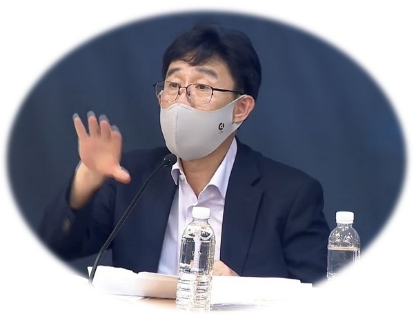 이현조 국장은 “스마트공장은 개별 기업의 공정 혁신과 역량 강화 등 스마트 제조 혁신 생태계 구축을 위한 기초 환경 조성에 기여했다”며, “지속가능한 제조 혁신을 위해 스마트공장 고도화, 공급기업 역량 강화, 운영 인력 양성 등에 지원 강화할 방침”이라고 말했다.