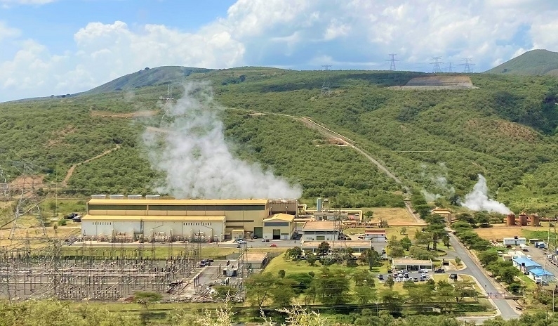 케냐 Olkaria 제2 발전소 (제공: 요꼬가와)