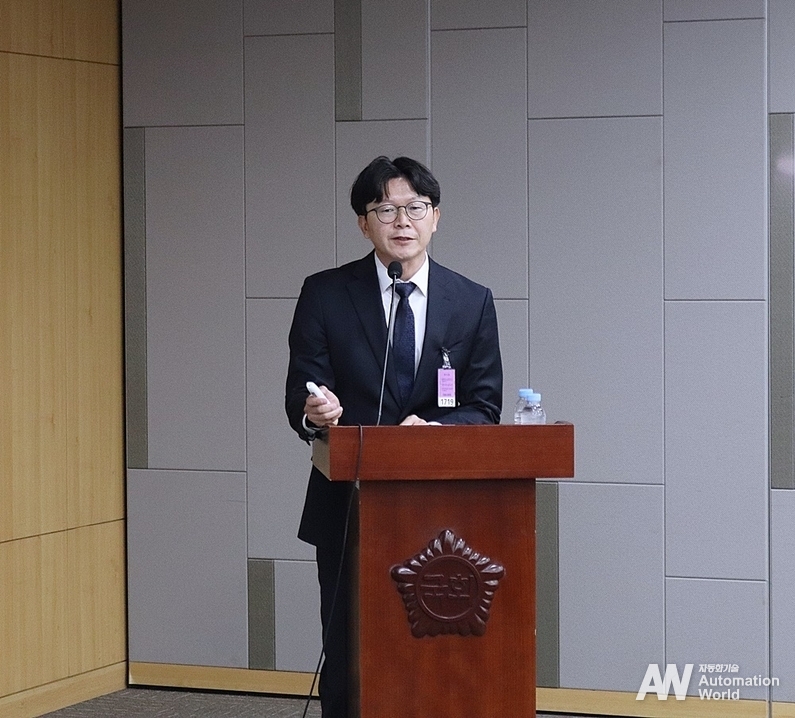 김이기 휴고컨설팅그룹 이사는 공공 클라우드 구축 기반으로 T&M 계약 방식에 주목했다. (출처 : 헬로티)