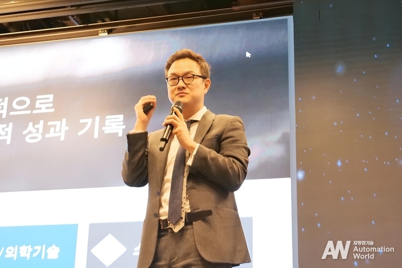 보스턴컨설팅그룹(BCG)의 박영호 파트너가 21일 열린 SCM SUMMIT 2024에서 금융 분야에서 디지털 공급망 관리가 새로운 투자와 혁신의 영역으로 떠오르고 있다고 밝혔다. 