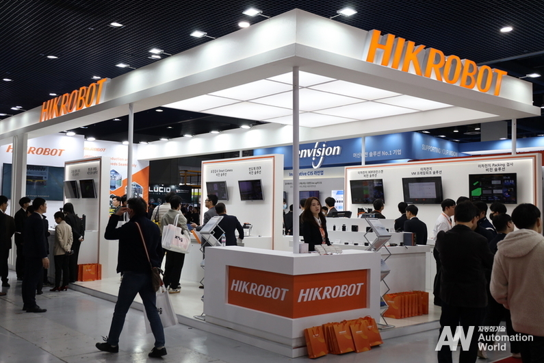 스마트공장·자동화산업전 2024에 참가한 Hikrobot 부스 전경 (출처 : 헬로티)