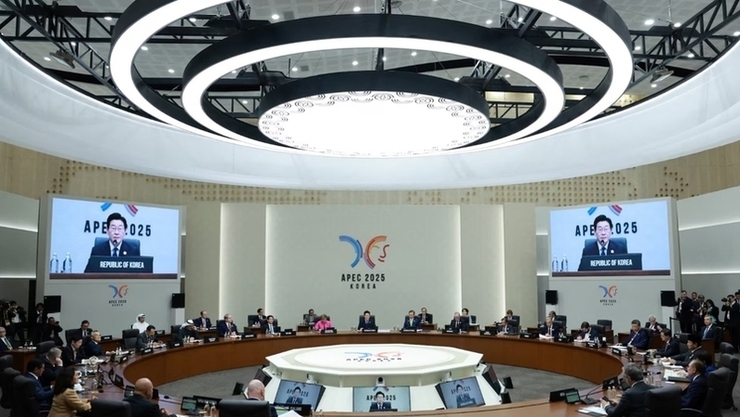 APEC서 미래 좌표 찍은 韓 로봇, 피지컬 AI 생태계 주도권 확보할까